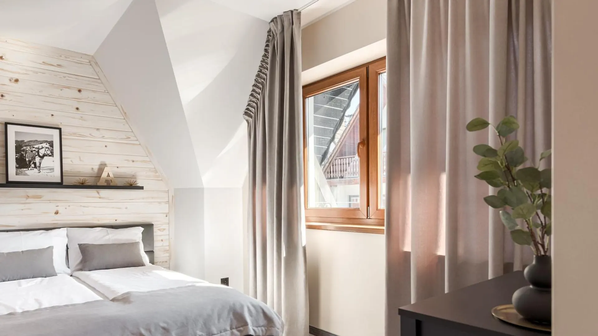 Aspen House Zakopane & Spa 0*,
